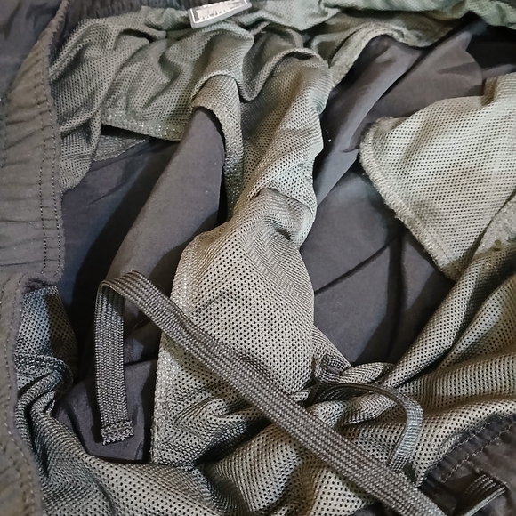 The North Face Black Flashdry Swim Trunks XXL - Picture 6 of 11